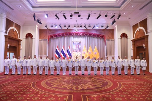 ๒ พ.ค.๖๗ จก.วท.กห. ร่วมพิธีลงนามถวายพระพร เนื่องในวันฉัตรมงคล