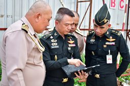๑๕ ต.ค.๖๘ จก.วท.กห. และคณะ ตรวจเยี่ยมและรับฟังบรรยายสรุป การบริหารจัดการพื้นที่บ้านพักอาศัย สป. พื้นที่ บางจาก