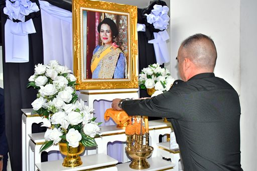 ๓๑ ต.ค.๖๘ พิธีสวดมนต์ ถวายพระราชกุศล แด่สมเด็จพระนางเจ้าสิริกิติ์ พระบรมราชินีนาถ พระบรมราชชนนีพันปีหลวง