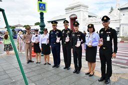๔ ธ.ค.๖๘ จก.วท.กห. และข้าราชการ วท.กห. เข้าเฝ้ากราบถวายบังคมพระบรมศพฯ