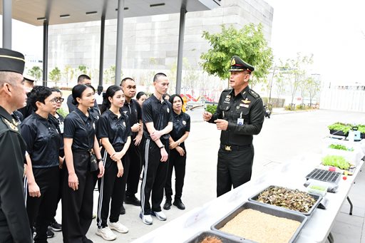 ๒๑ ม.ค.๖๙ จก.วท.กห. และภริยา เป็นประธานในกิจกรรมการพัฒนาคุณภาพชีวิตกำลังพล วท.กห. ภายใต้โครงการครอบครัวพอเพียง ของสมาคมภริยาข้าราชการ สป.