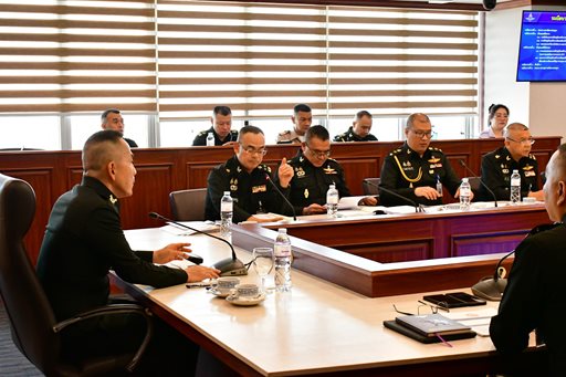 ๑๖ ก.พ. ประชุมการปรับโครงสร้างการจัดและอัตราของ นขต.กห. และเหล่าทัพ