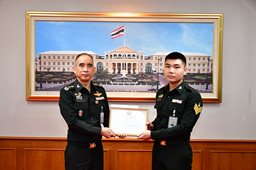 ๖ มี.ค.๖๙ จก.วท.กห. เป็นประธานในพิธีมอบใบประกาศเกียรติคุณให้แก่ข้าราชการ ลูกจ้าง และพนักงานราชการของ วท.กห. ที่มีคะแนนสูงสุดในการทดสอบสมรรถภาพร่างกาย วท.กห. ครั้งที่ ๑/๒๕๖๙
