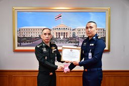 ๖ มี.ค.๖๙ จก.วท.กห. เป็นประธานในพิธีมอบใบประกาศเกียรติคุณให้แก่ข้าราชการ ลูกจ้าง และพนักงานราชการของ วท.กห. ที่มีคะแนนสูงสุดในการทดสอบสมรรถภาพร่างกาย วท.กห. ครั้งที่ ๑/๒๕๖๙