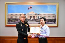 ๖ มี.ค.๖๙ จก.วท.กห. เป็นประธานในพิธีมอบใบประกาศเกียรติคุณให้แก่ข้าราชการ ลูกจ้าง และพนักงานราชการของ วท.กห. ที่มีคะแนนสูงสุดในการทดสอบสมรรถภาพร่างกาย วท.กห. ครั้งที่ ๑/๒๕๖๙