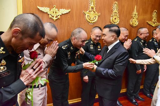 ๓ เม.ย.๖๙ พิธีแสดงมุทิตาจิต พล.อ.ณัฐพล นาคพาณิชย์ รมว.กห.
