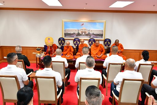 ๙ เม.ย.๖๙ จก.วท.กห. เป็นประธานในพิธีเจริญพระพุทธมนต์