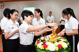 ๙ เม.ย.๖๙ จก.วท.กห. เป็นประธานในพิธีสรงน้ำพระพุทธรูป และให้พรเนื่องในเทศกาลสงกรานต์แก่กำลังพลกรมวิทยาศาสตร์และเทคโนโลยีกลาโหม เพื่อความเป็นสิริมงคลและสืบสานประเพณีอันดีงามของไทย
