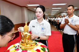 ๙ เม.ย.๖๙ จก.วท.กห. เป็นประธานในพิธีสรงน้ำพระพุทธรูป และให้พรเนื่องในเทศกาลสงกรานต์แก่กำลังพลกรมวิทยาศาสตร์และเทคโนโลยีกลาโหม เพื่อความเป็นสิริมงคลและสืบสานประเพณีอันดีงามของไทย