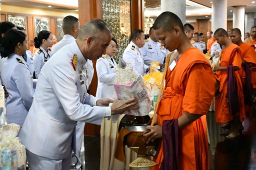 ๒ มิ.ย.๖๙ พิธีกิจกรรมเฉลิมพระเกียรติ เนื่องในโอกาสวันเฉลิมพระชนมพรรษา สมเด็จพระนางเจ้าฯ พระบรมราชินี ทรงเจริญพระชนมพรรษา ๔๘ พรรษา วันที่ ๓ มิถุนายน ๒๕๖๙