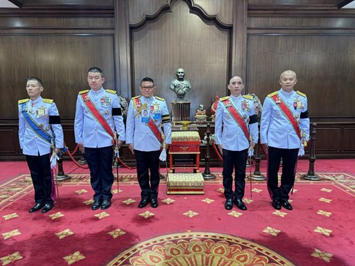๑๓ มิ.ย.๖๙ จก.วท.กห. และข้าราชการ วท.กห. ร่วมส่งเสด็จสู่สวรรคาลัย สมเด็จพระเจ้าลูกเธอ เจ้าฟ้าพัชรกิติยาภา นเรนทิราเทพยวดี กรมหลวงราชสาริณีสิริพัชร มหาวัชรราชธิดา