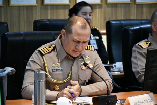 ๒๒ มิ.ย.๖๙ จก.วท.กห. เป็นประธานการประชุมหารือจัดตั้งห้องพยาบาล สถานที่ติดตั้งเครื่องกะตุกหัวใจไฟฟ้าชนิดอัตโมัติ การปรับแปลนพื้นที่ใช้สอยอาคาร บก.วท.กห. (หลังใหม่) การพิจารณาการติดตั้งระบบโซลาร์เซลล์ และสถานที่ติดตั้งสถานีเครื่องชาร์จรถยนต์ไฟฟ้า