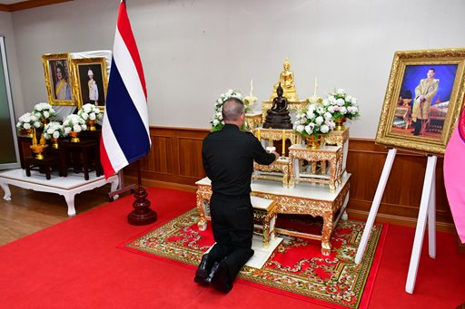 ๑๐ ก.ค.๖๙ พิธีประดับเครื่องหมายยศนายทหารประทวน
