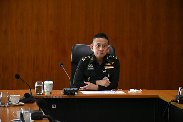 ๓ พ.ย. ๖๓ พล.ท.คงชีพ ตันตระวาณิชย์ จก.วท.กห. เดินทางไปตรวจเยี่ยมโรงงานแบตเตอรี่ทหาร
