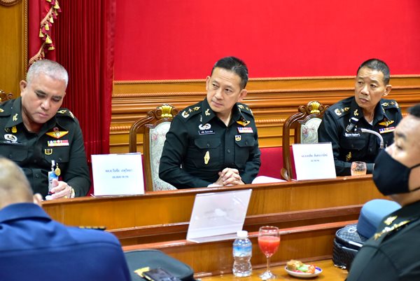 ๑๒ มี.ค.๖๔ คณะรอง ปล.กห.2 เดินทางไปราชการ เพื่อเยี่ยมชมและศึกษาดูงานด้านการวิจัยและการมาตรฐานทางทหาร ณ บริษัท ณธรรศชาตรี จำกัด จว.น.ว.