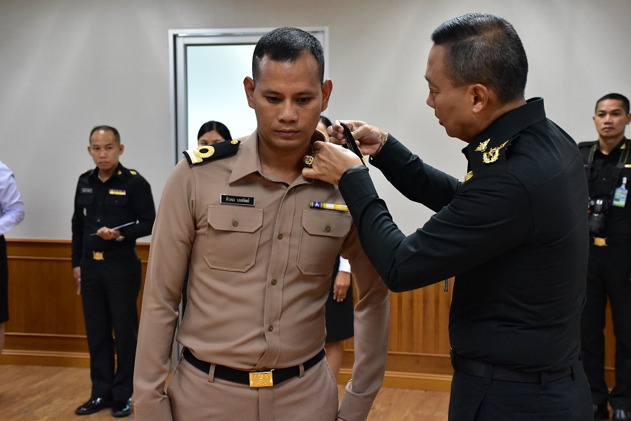 ๒๑ มิ.ย.๖๒ พิธีประดับเครื่องหมายยศนายทหารสัญญาบัตร จำนวน 8 นาย