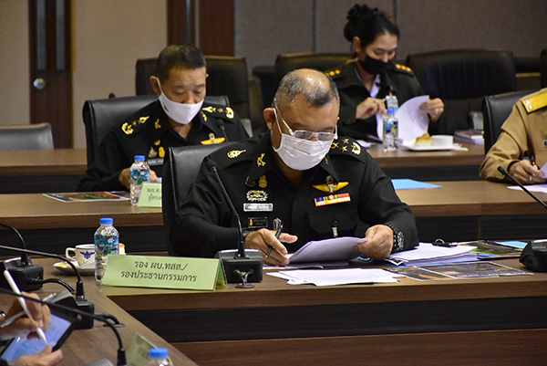 ๑๖ ก.พ.๖๔ พล.อ.ชูชาติ บัวขาว รอง ปล.กห. เป็นประธานการประชุม อกมย.กห. ครั้งที่ ๑/๖๔