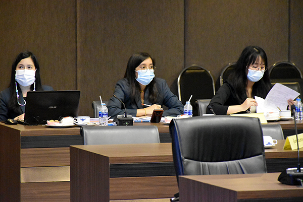 ๗ เม.ย.๖๔ พล.อ.ชูขาติ บัวขาว รอง ปล.กห. (๒) เป็นประธานการประชุมคณะกรรมการวิจัยและพัฒนา วิทยาศาสตร์และเทคโนโลยี การทหาร กระทรวงกลาโหม (กวท.กห.) ครั้งที่๑/๖๔