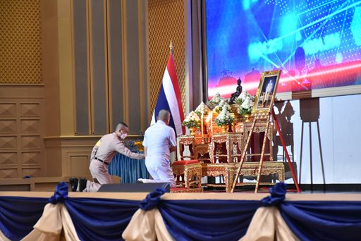 ๒๑ ก.ย.๖๕ จก.วท.กห. ร่วมพิธีรับมอบโล่เกียรติคุณ ในงานนาวีวิจัย 2022