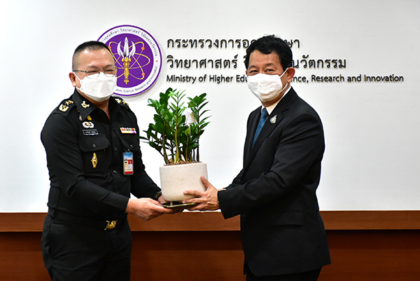 ๒๔ ม.ค.๖๕ จก.วท.กห. และคณะ เข้าพบ ปลัดกระทรวงการอุดมศึกษาวิทยาศาสตร์ วิจัยและนวัตกรรม