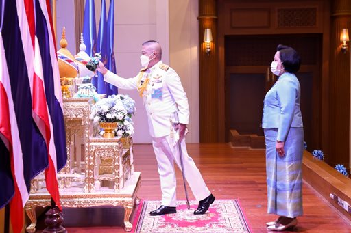๑๑ ส.ค.๖๕ จก.วท.กห. ร่วมพิธีถวายพระพรชัยมงคลและทำบุญตักบาตรถวายเป็นพระราชกุศล เนื่องในวันคล้ายวันเฉลิมพระชนมพรรษาสมเด็จพระนางเจ้าสิริกิติ์ พระบรมราชินีนาถ พระบรมราชชนนีพันปีหลวง