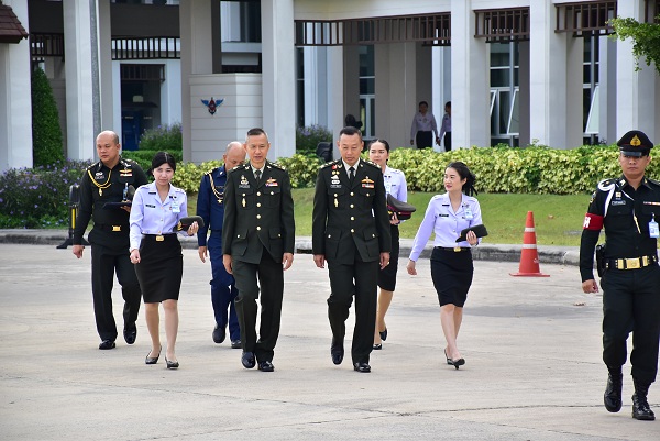 ๒ เม.ย.๖๒ พล.ท.ศิรศักดิ์ ยุทธประเวศน์ จก.วท.กห. และพล.ท.อภิชาติ วิไลเนตร จก.วท.กห. ท่านใหม่ กระทำพิธีรับ – ส่งหน้าที่ จก.วท.กห.