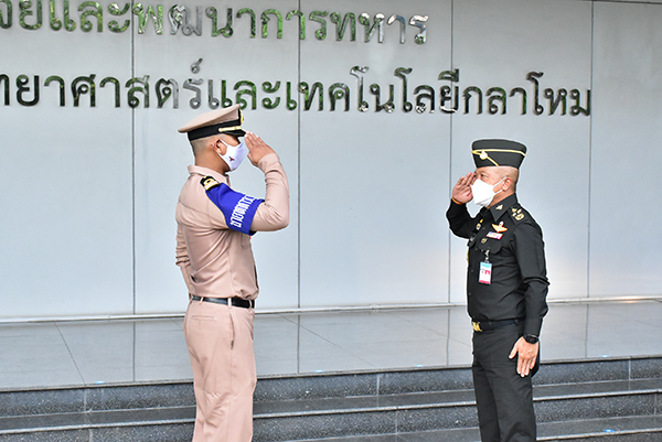 ๑๑ ต.ค.๖๔ ปล.กห. และคณะ เดินทางตรวจเยี่ยม ศวพท.วท.กห.
