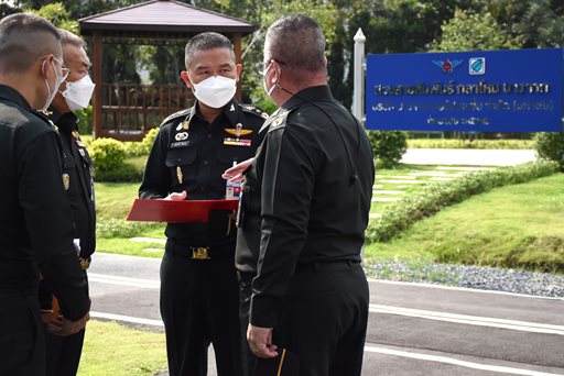 ๒๘ พ.ย.๖๕ คณะ รอง ปล.กห.(๔) ตรวจเยี่ยมอาคารที่พักอาศัย พื้นที่บางจาก