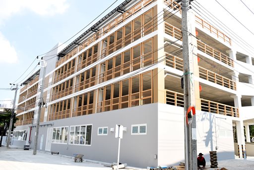 ๒๘ พ.ย.๖๕ คณะ รอง ปล.กห.(๔) ตรวจเยี่ยมอาคารที่พักอาศัย พื้นที่บางจาก