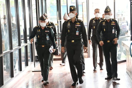 ๖ ธ.ค.๖๕ คณะ ปล.กห. ตรวจเยี่ยมอาคารที่พักอาศัย พื้นที่บางจาก