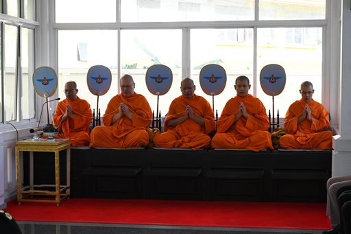 ๒๗ พ.ย.๖๖ จก.วท.กห. เป็นประธานในกิจกรรม " พบกันวันพระ พบพระพบธรรม "