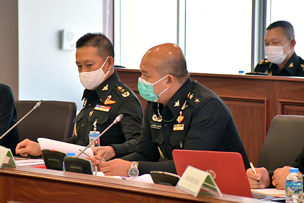๑๘ ก.พ.๖๔ พล.อ.ชูชาติ บัวขาว รอง ปล.กห. (๒) เป็นประธานการประชุมเรื่องการขอปิดกิจกรรมงานวิจัยปืนเล็ก