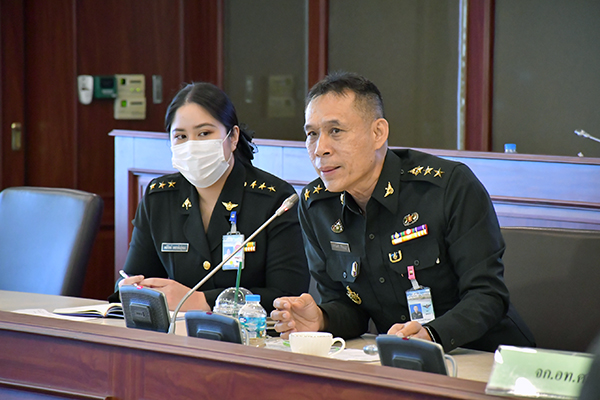 ๑๘ ก.พ.๖๔ พล.อ.ชูชาติ บัวขาว รอง ปล.กห. (๒) เป็นประธานการประชุมเรื่องการขอปิดกิจกรรมงานวิจัยปืนเล็ก