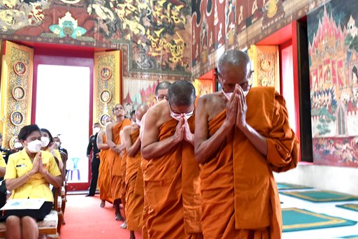 ๑๙ ก.พ.๖๖ จก.วท.กห.และกำลังพล เข้าร่วมพิธีสวดมนต์ เพื่อถวายเป็นพระราชกุศลฯ