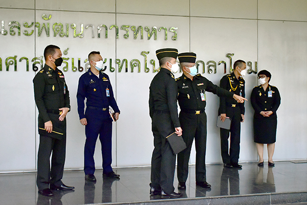 ๒๔ ส.ค.๖๔ จก.วท.กห. เป็นประธานการประชุมติดตามความคืบหน้าและตรวจความพร้อมพิธีเปิดศูนย์ AI และ Robotics