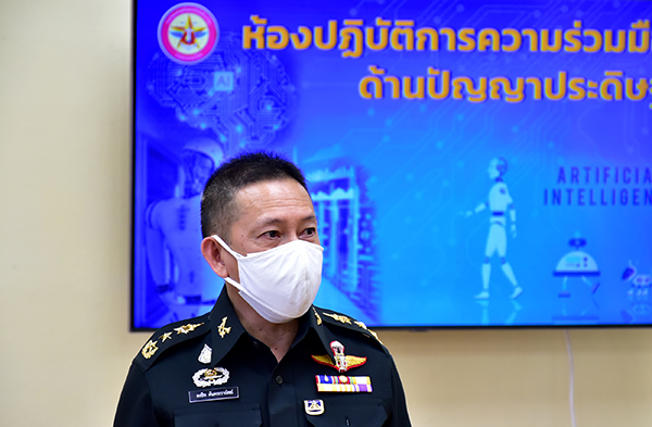 ๒๔ ส.ค.๖๔ จก.วท.กห. เป็นประธานการประชุมติดตามความคืบหน้าและตรวจความพร้อมพิธีเปิดศูนย์ AI และ Robotics