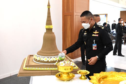 ๑๑ เม.ย.๖๖ จก.วท.กห. ร่วมกิจกรรมสรงน้ำพระ เนื่องในวันสงกรานต์