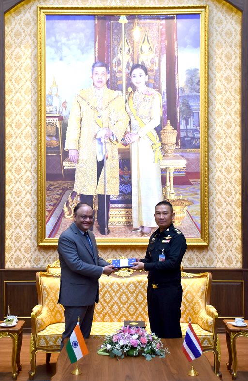 ๘ ส.ค.๖๖ เอกอัครราชฑูตสาธารณรัฐอินเดียประจำประเทศไทย เข้าเยี่ยมคาราวะ จก.วท.กห.