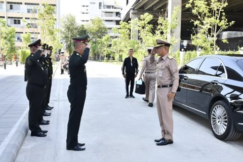 ๒๙ เม.ย.๖๗ จก.วท.กห. ต้อนรับ คณะ รอง ปล.กห.๔ ตรวจเยี่ยมพื้นที่ อาคารที่พักอาศัย สป.พื้นที่ บางจาก