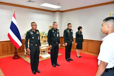 ๑๗ ก.ค.๖๘ การมอบทุนการศึกษาให้กับบุตรข้าราชการ ลูกจ้าง และพนักงานราชการในสังกัด วท.กห. ประจำปีการศึกษา ๒๕๖๘