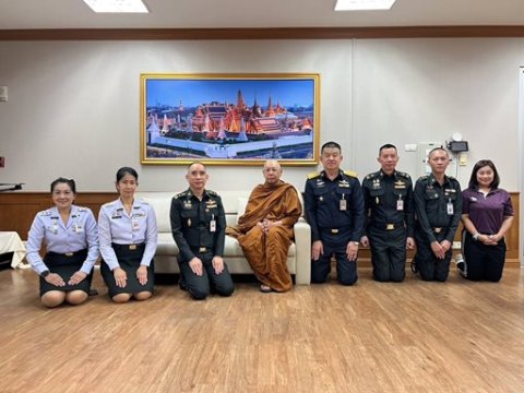 ๒ เม.ย.๖๙ จก.วท.กห. ต้อนรับ พระปัญญาวุฒิ ปัญญาวโร (อดีต ผอ.สนป.วท.กห.)