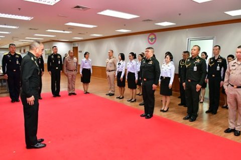 ๓๐ เม.ย.๖๙ พิธีประดับเครื่องหมายยศนายทหารสัญญาบัตร