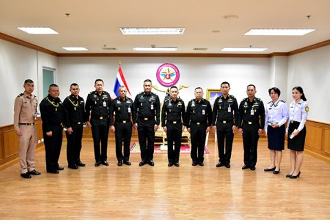 ๒๔ ต.ค.๖๒ พล.ท.คงชีพ ตันตระวาณิชย์ จก.วท.กห. ทำพิธีประดับเครื่องหมายยศนายทหารชั้นสัญญาบัตร