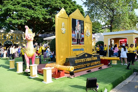 ๑๖ พ.ย.๖๒ พล.ท.คงชีพ ตันตระวาณิชย์ จก.วท.กห. ร่วมงานกาชาด