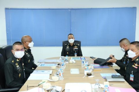 ๖ ธ.ค.๖๕ คณะ ปล.กห. ตรวจเยี่ยมอาคารที่พักอาศัย พื้นที่บางจาก